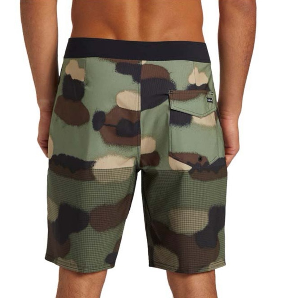 Quicksilver Trunks - 38 - Picture 2 of 9